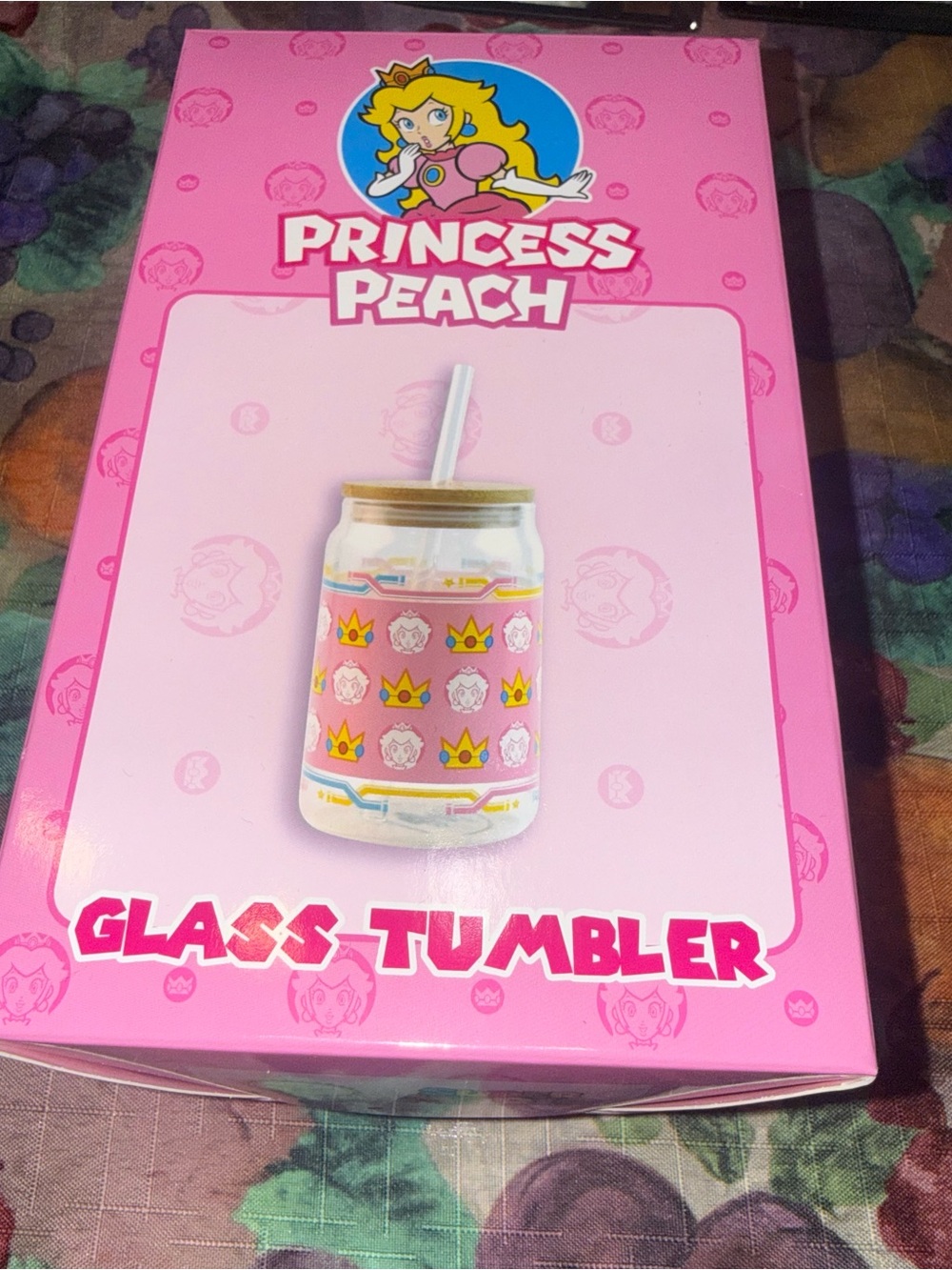 Nintendo Princess Peach glass tumbler with pink background